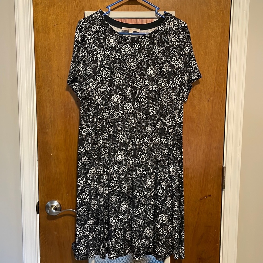 LOFT short sleeve dress